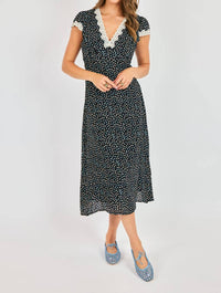 Sadie & Sage - Darlin Lace Dress