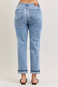 Judy Blue - Boyfriend Jeans With Destroyed Knee & Folded Cuff