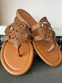 Makers - Women's Carly Flat Slide Sandals