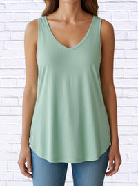 Diva Usa - Soft Knit V-neck Sleeveless Top