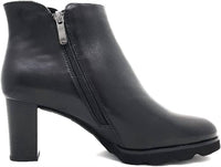 Regarde Le Ciel Women's Patricia Heeled Booties in delice black - women's shoe - detail view
