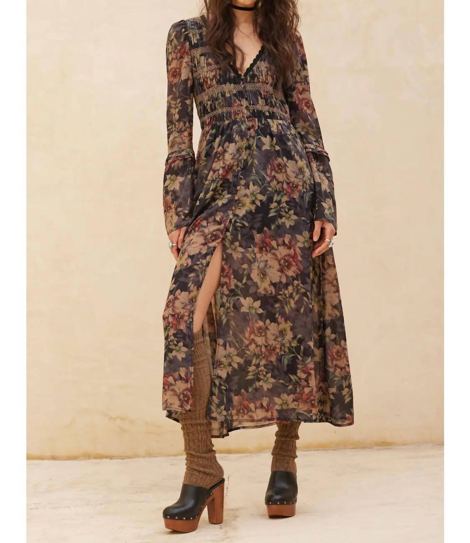 Promesa - Boho Blossoms Floral Bell-sleeve Midi Dress