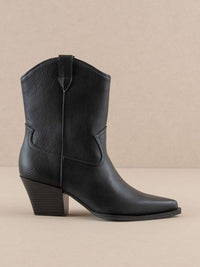 OASIS SOCIETY Women's Ames Short Cowboy Booties in black - women's shoe