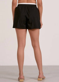 Elan - Ava Stretch Waistband Shorts