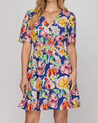 She + Sky - Short Sleeve V-Neck Floral Print Dress