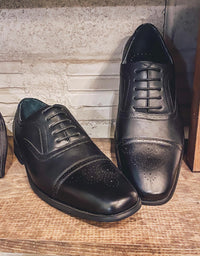 Shoe Click - Men's Detailed Dress Shoe