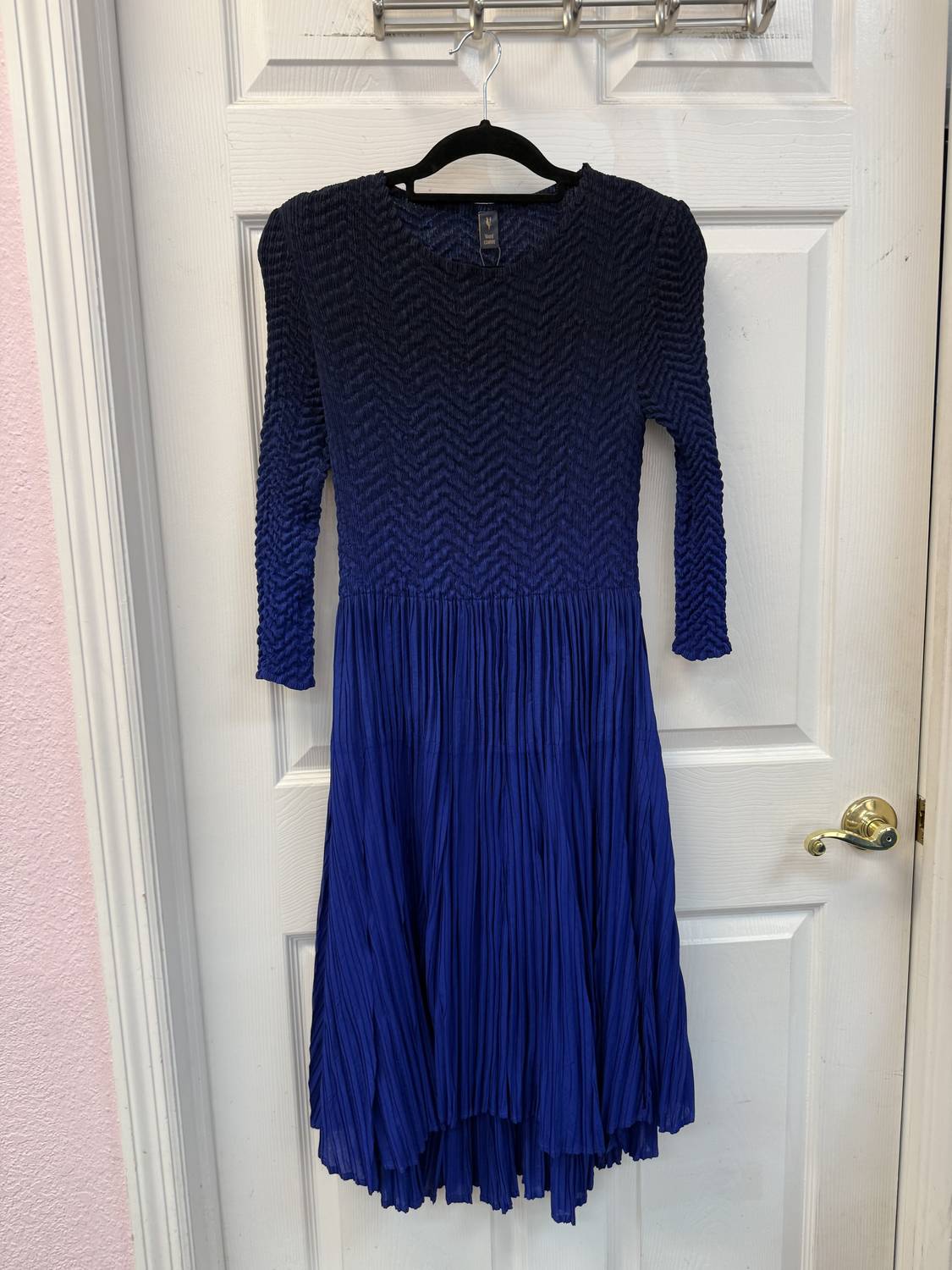 Vanite Couture - What day is it -Midi