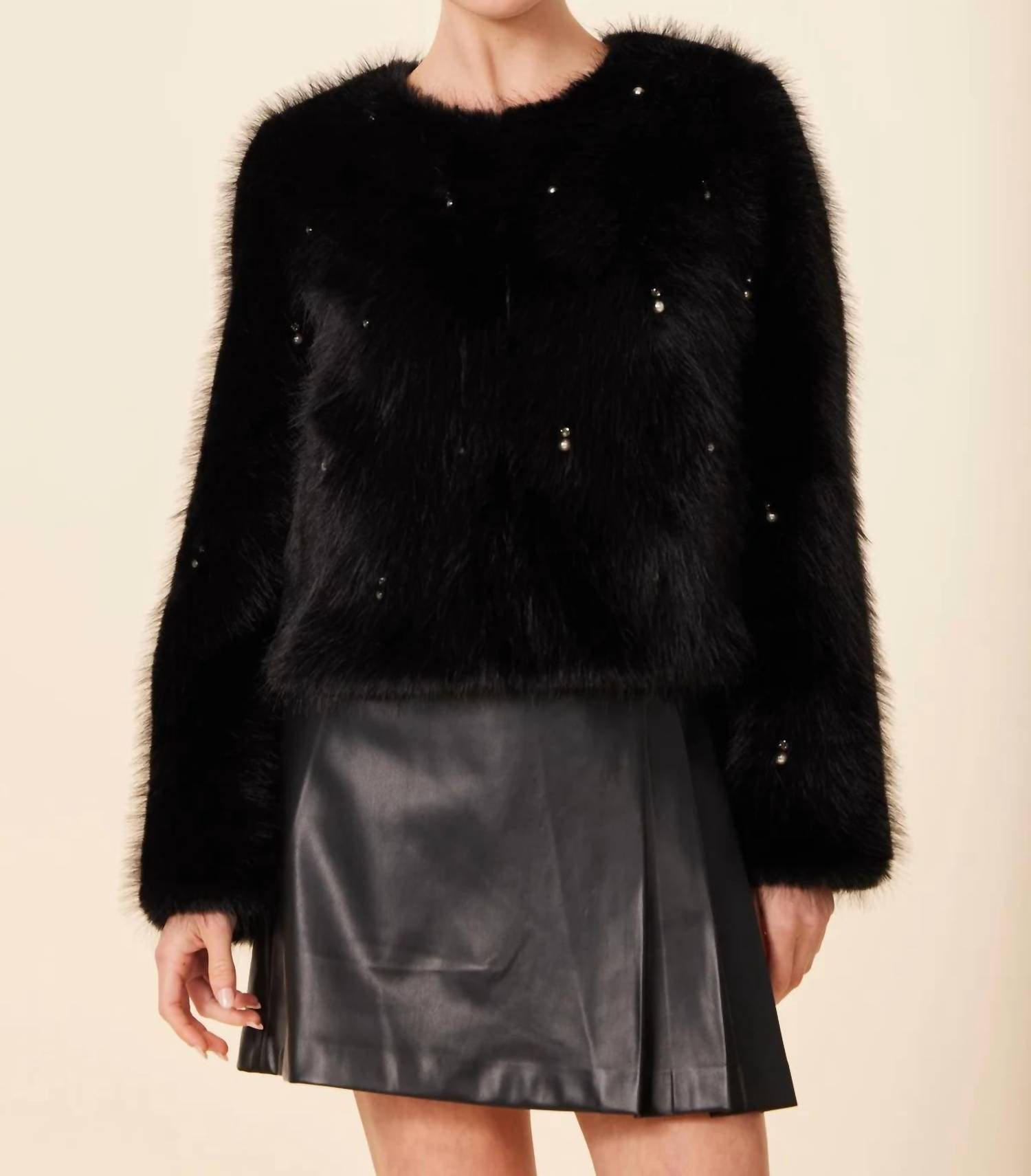 Dolce Cabo - Faux Leather Side Pleat Skirt