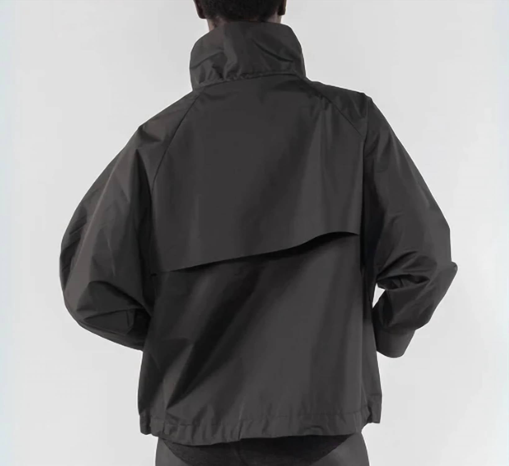 Oofwear - Short Water Repellent Jacket With Hood
