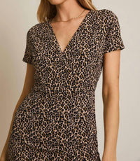 Gilli - Sammie Surplice Ruched Leopard Mini Dress
