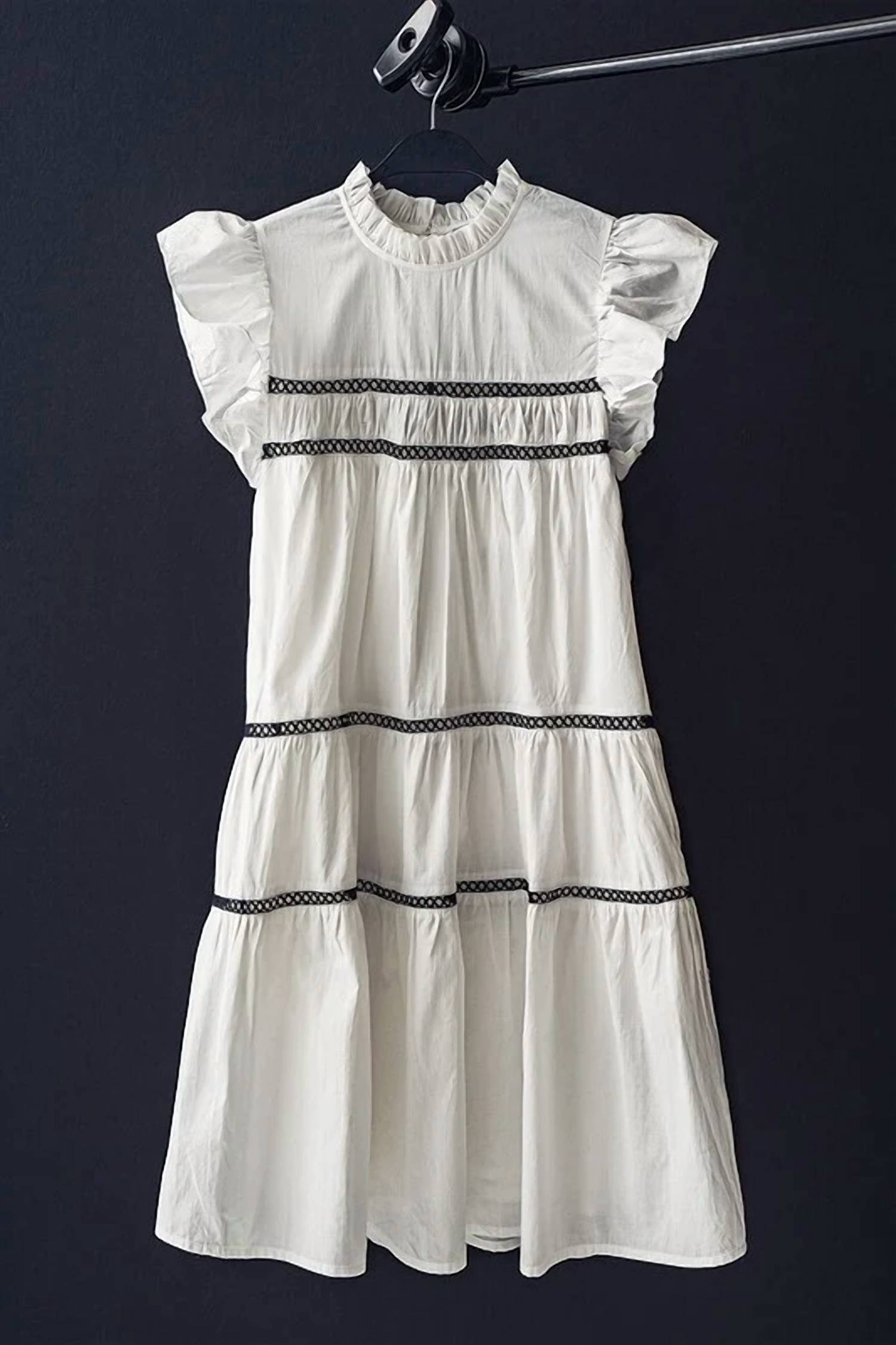 Urban Daizy - The Renaissance Midi Dress