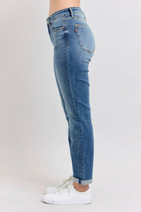 Judy Blue - Women's Isabella Midrise Vintage Wash Boyfriend Jean