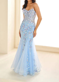 Ellie Wilde - Floral Appliqued Trumpet Prom Gown