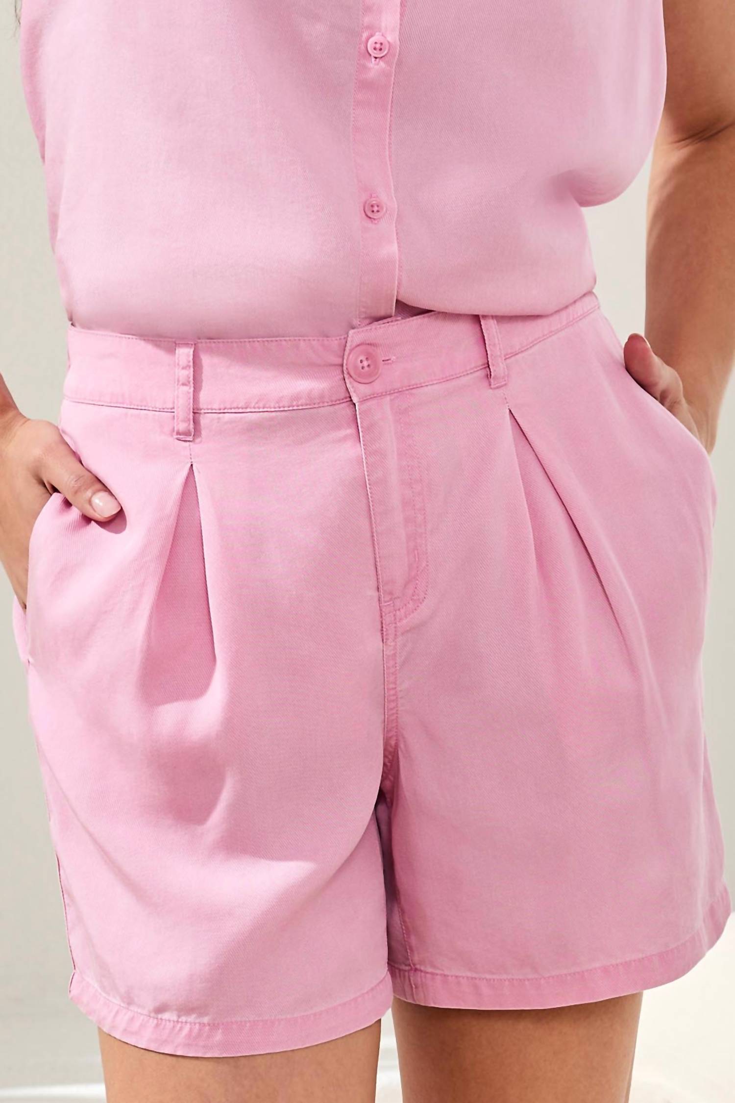 Tribal - Flowy Tencel Shorts With Delicate Front Pleats