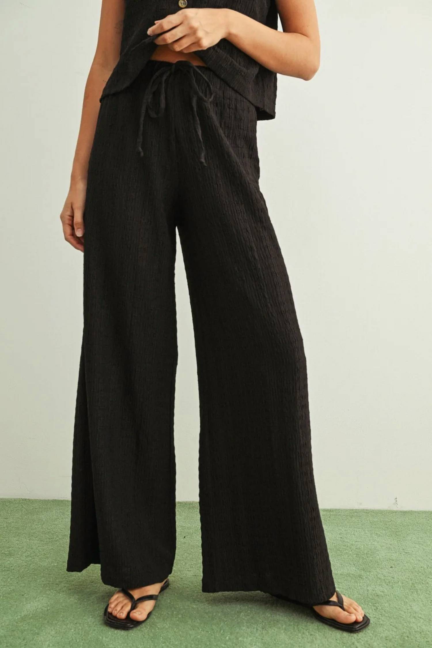 Miou Muse - Crinkled Fabric Elastic Waist Pants