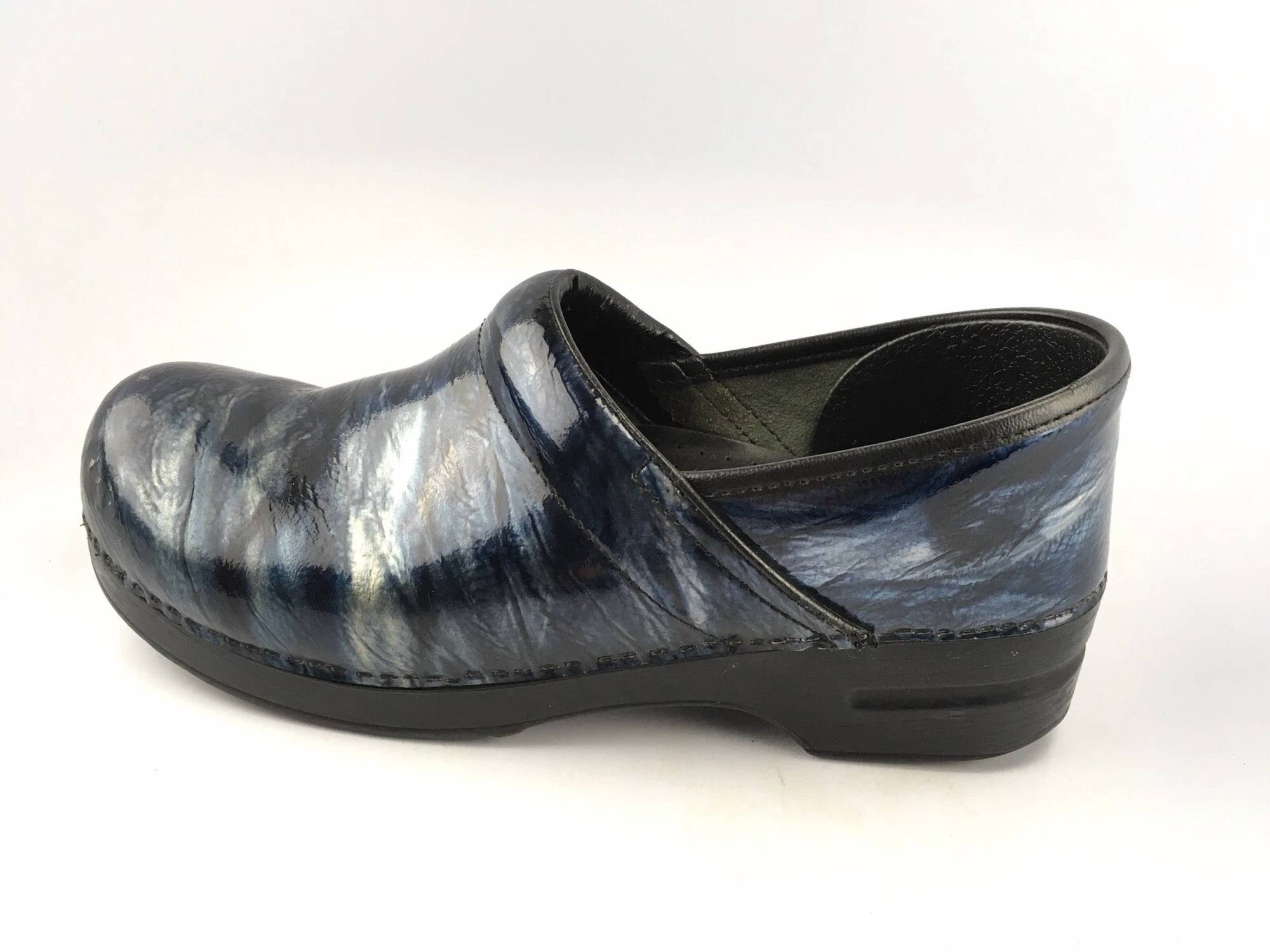 Dansko - Women's Professional Patent Leather Clog
