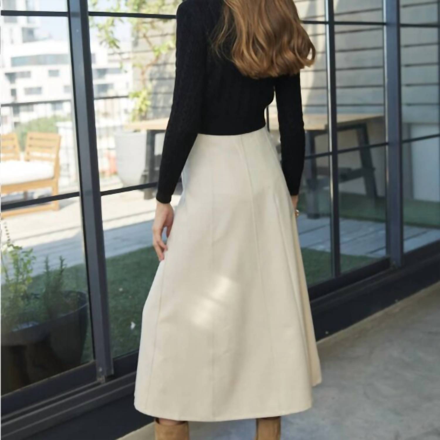 HONEYSEED Thin Wool Seamed Midi Skirt in ivory cream - women's skirt - detail view