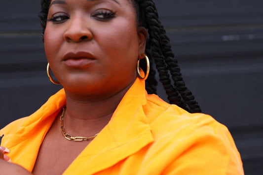 Liliana - The Basic Everyday Hoop