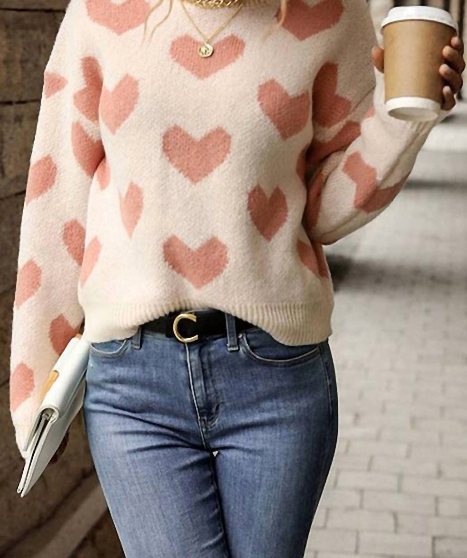 Lily Clothing - Heart-Printed Warm & Cute Sweater
