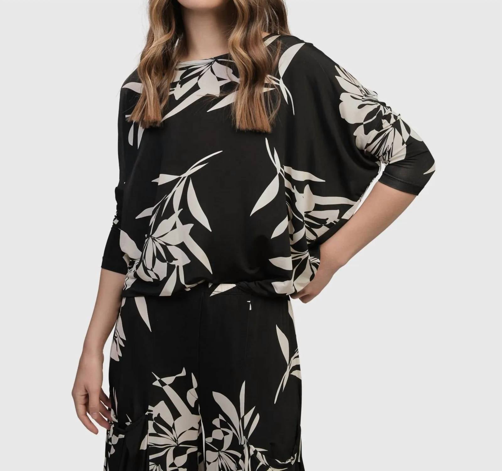 ALEMBIKA Ciao Ciao Blouson Top in floral - women's blouse - detail view