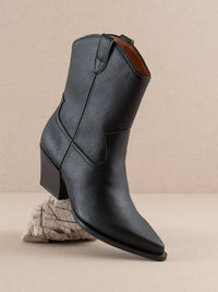 OASIS SOCIETY Women's Ames Short Cowboy Booties in black - women's shoe - view 4
