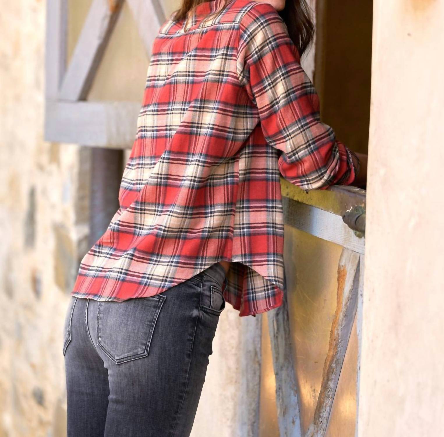 Frank & Eileen - Women's Relaxed Button Up Shirt