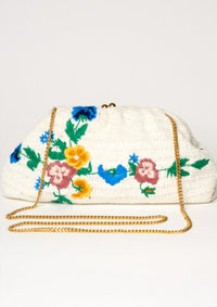 M.A.B.E. - Women's Vela Crochet Clutch