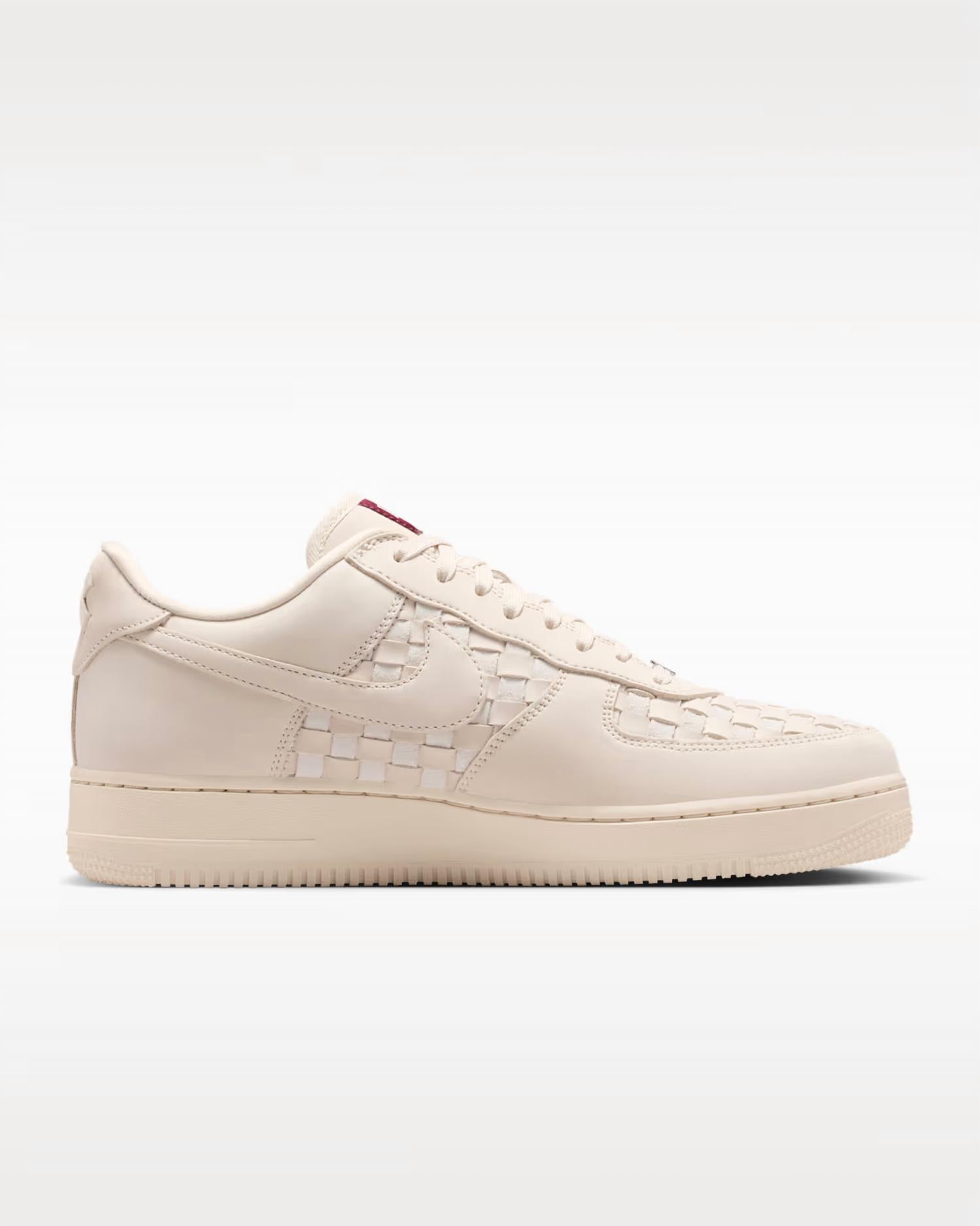 Nike - Men's Air Force 1 Low Retro Shoes