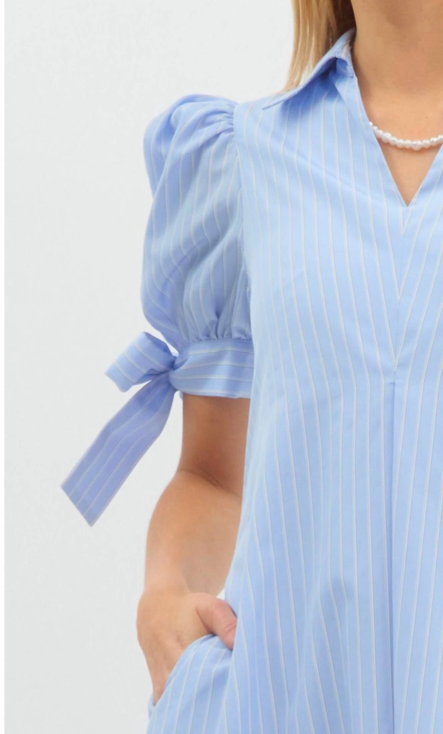 Entro - Pinstriped Puff Sleeve Midi Dress