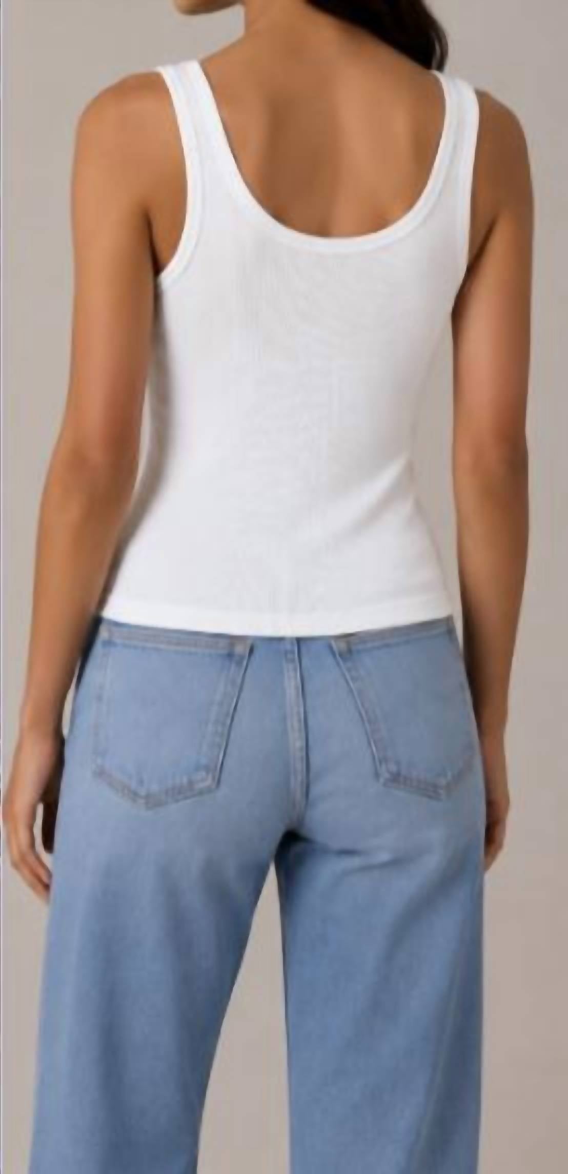 Mila Los Angeles - Ribbed Scoop Tank