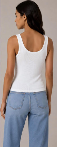 Mila Los Angeles - Ribbed Scoop Tank