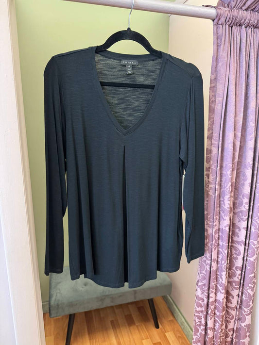 Tribal - WOMEN'S V-NECK FRONT PLEAT TOP