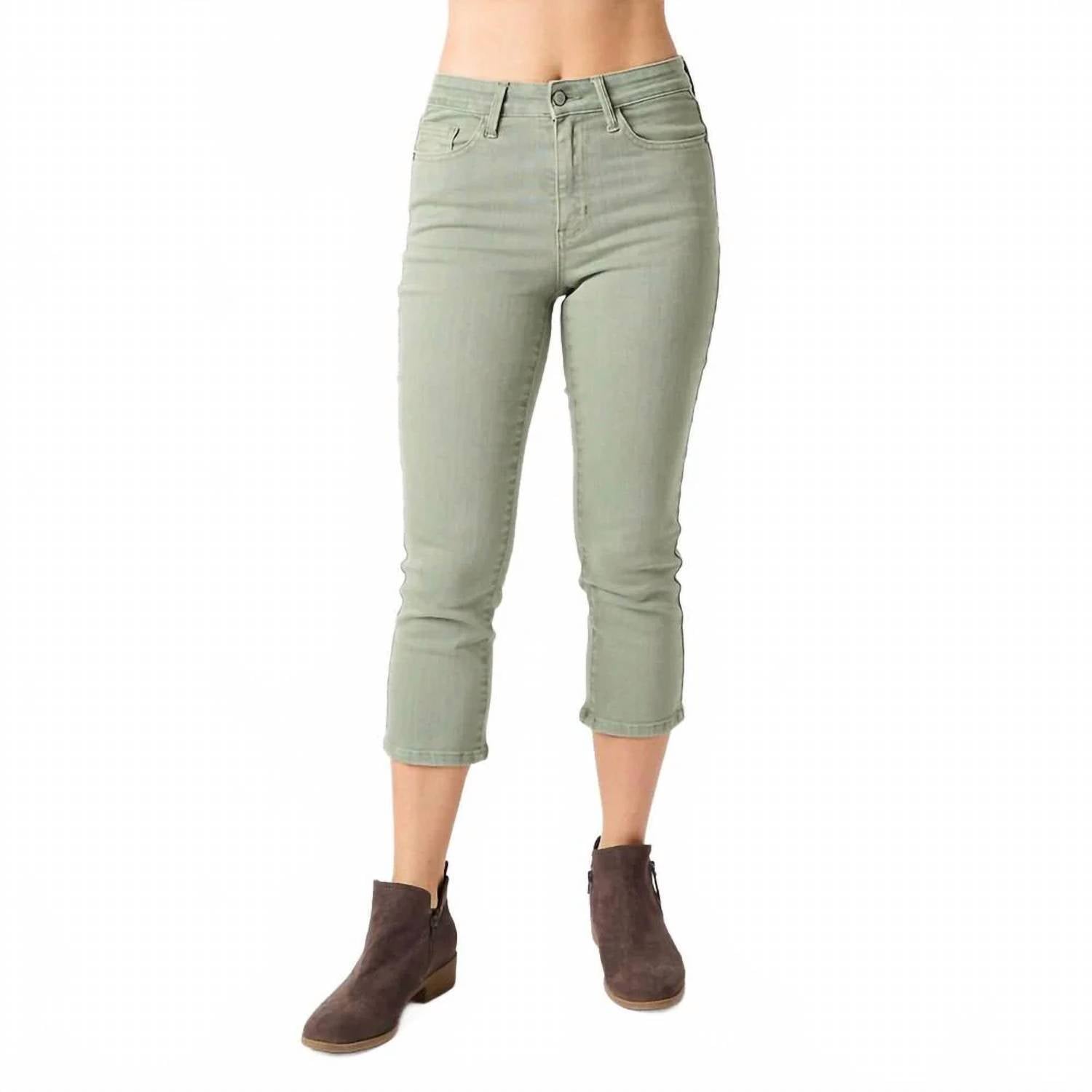 Judy Blue - Mid Rise Capri Jeans