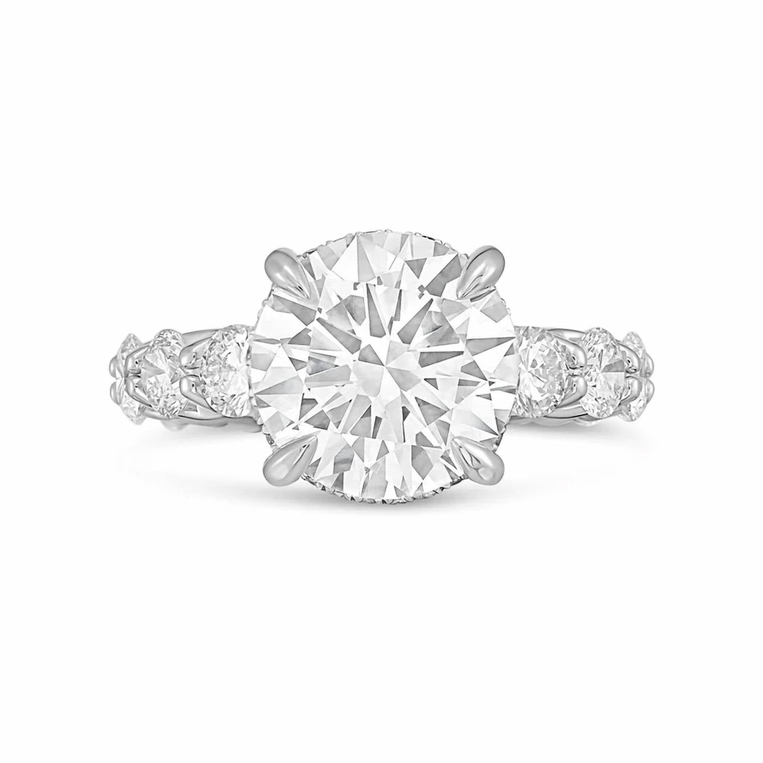 Diana M Jewels - Women's Round Lab-Grown Diamond Fashion Ring (20.00 Ct) - Signature