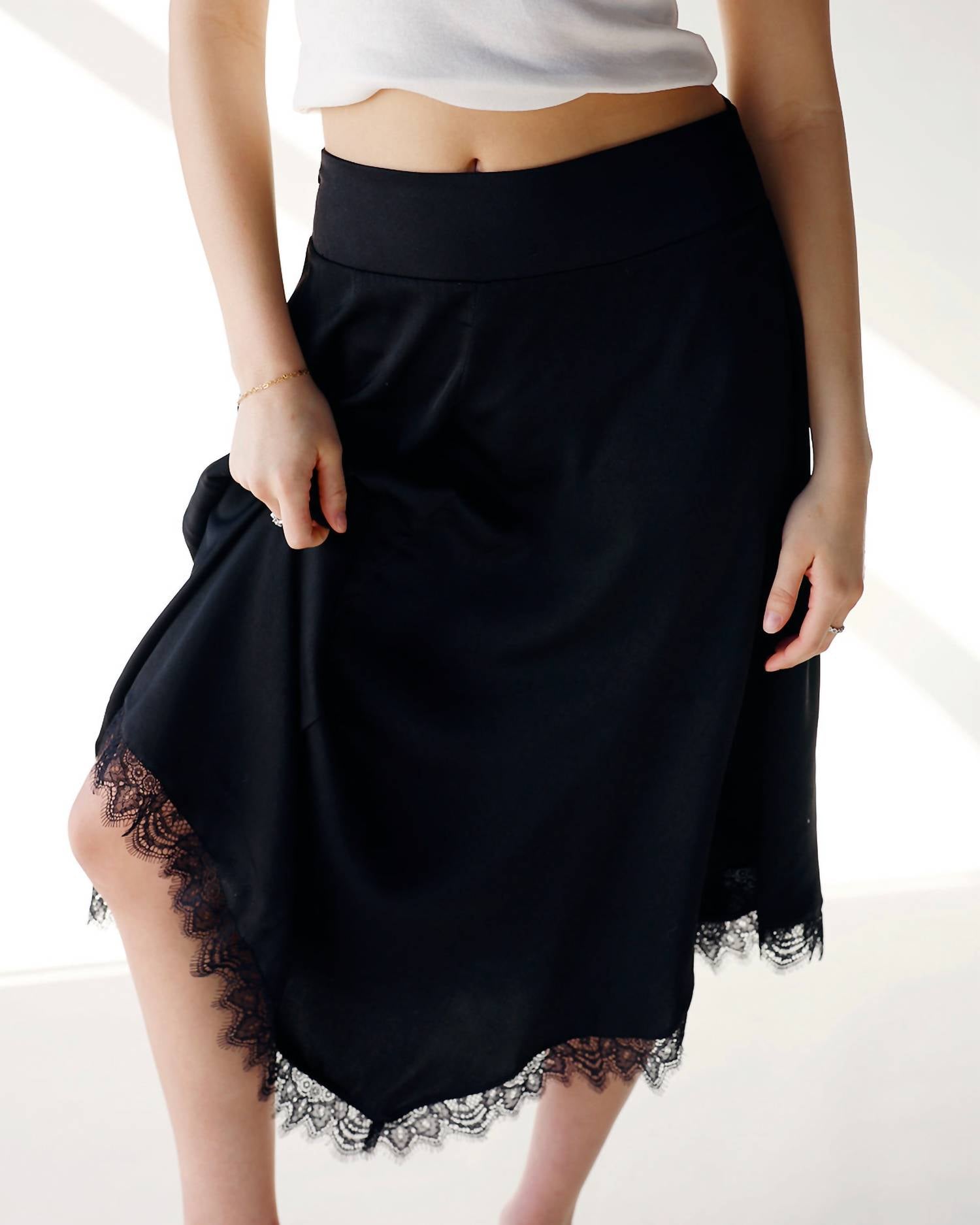 Sundayup - Lola Asymmetric Lace Trim Midi Skirt