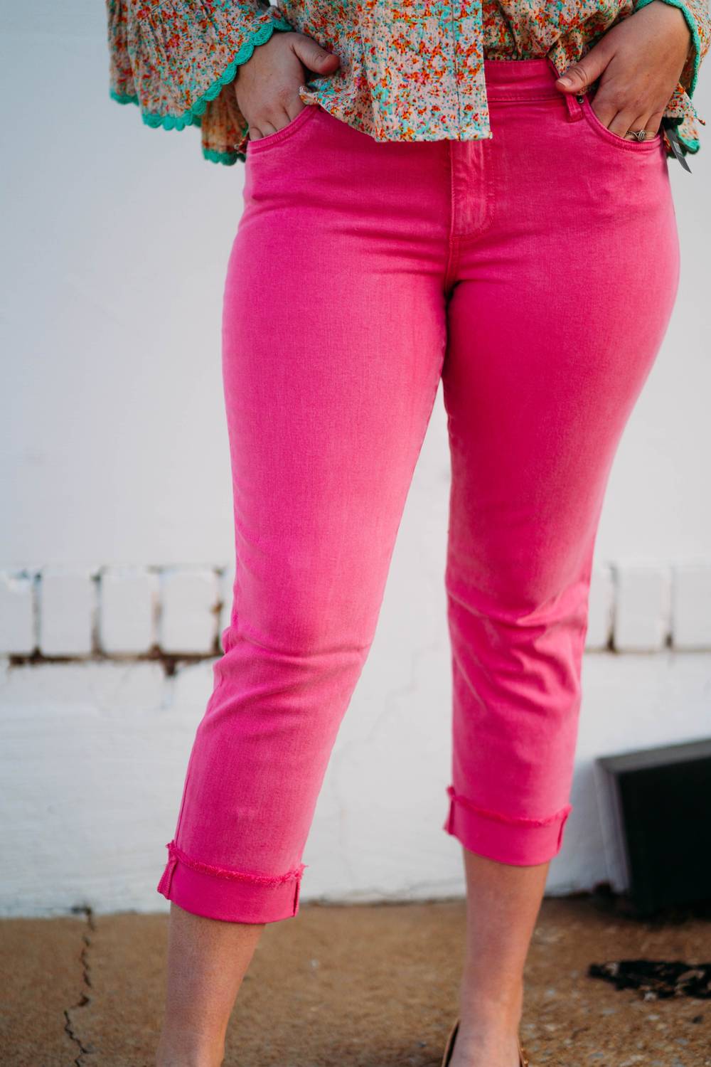 Kut From The Kloth - Women's Amy Crop Straight Leg-roll Up