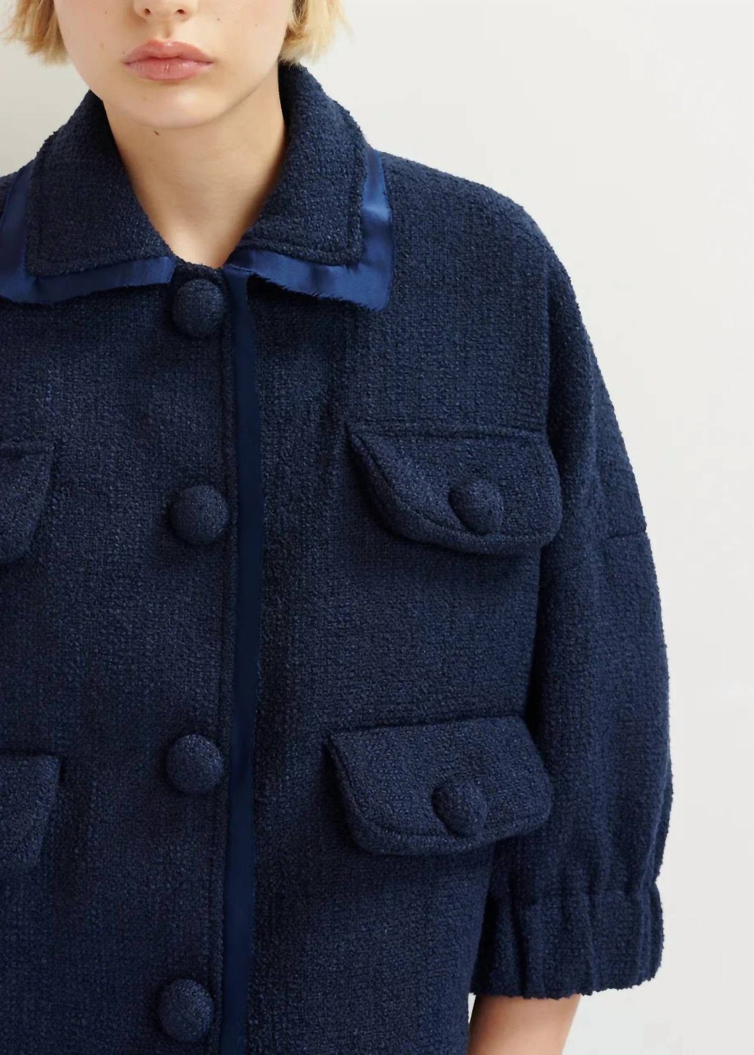 Essential Antwerp - Hecks Cropped Jacket