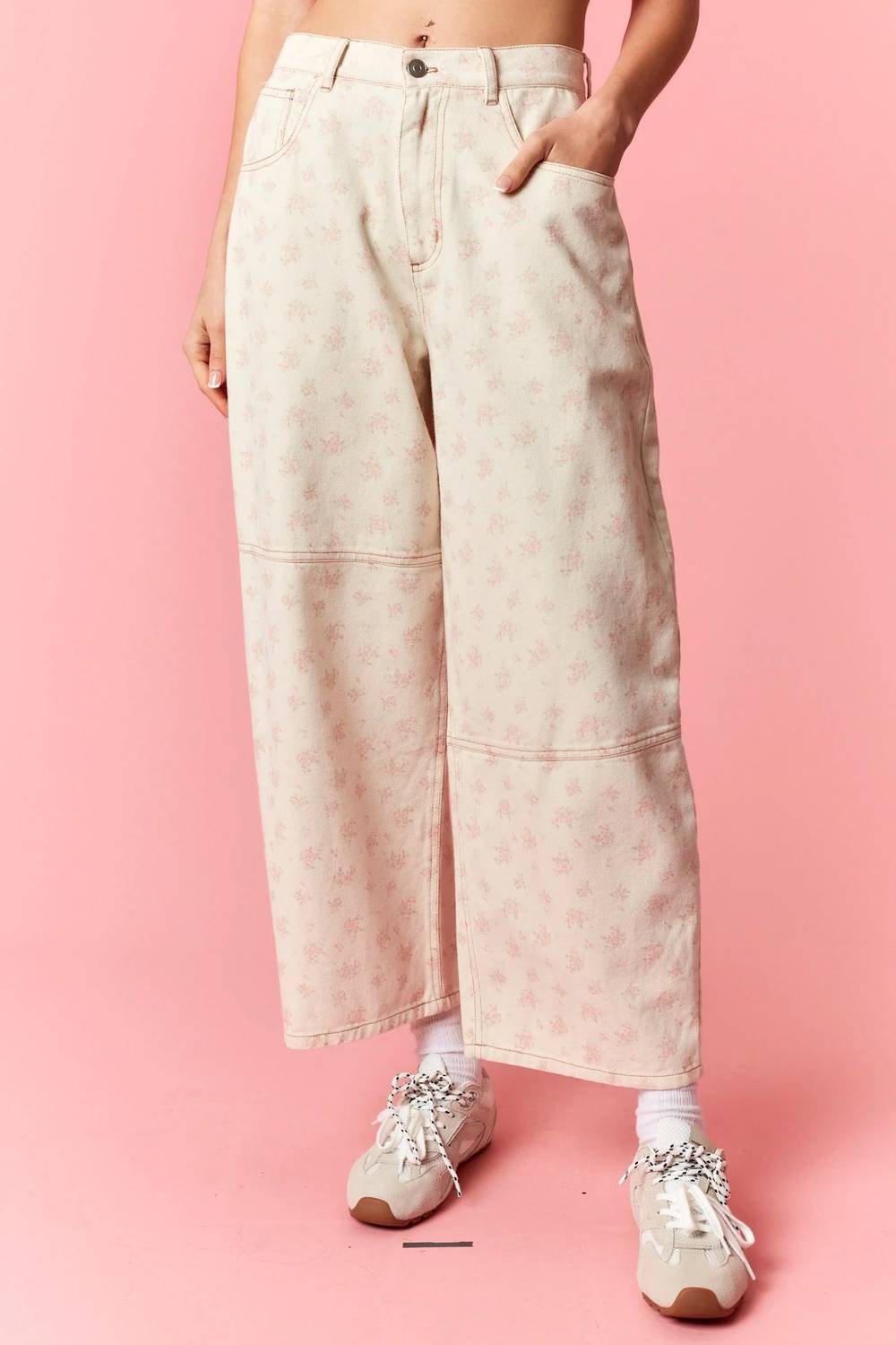 Peach Love - Ditsy Floral Barrel Pants