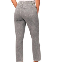 Abercrombie & Fitch - High Rise Mom Jeans