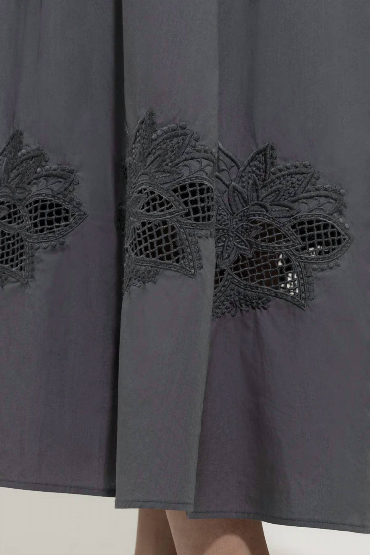 Luisa Cerano - Skirt with embroidery