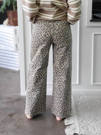 Easel Lorena Pants in multi - women's pants - detail view