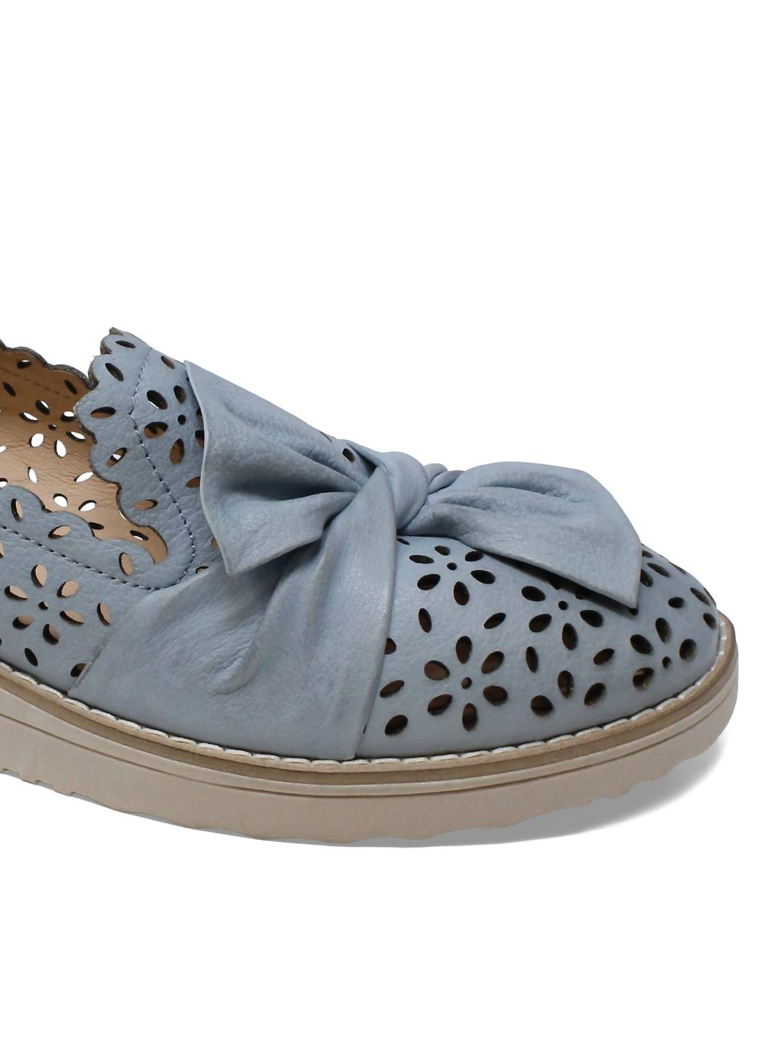 Django & Juliette - Women's Omilla Slip-on Wedge Sandals