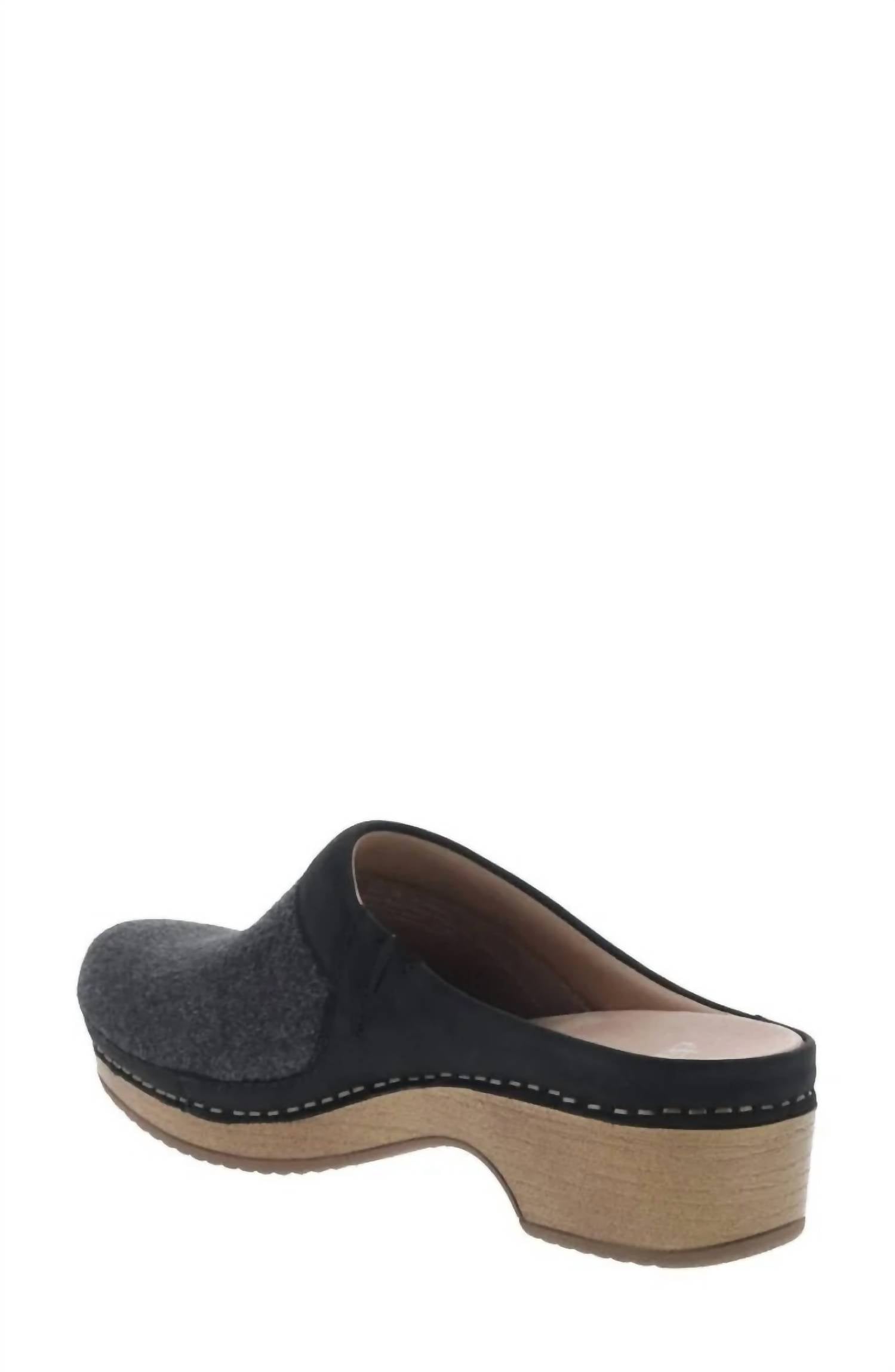Dansko - Women’s Bethany Clogs