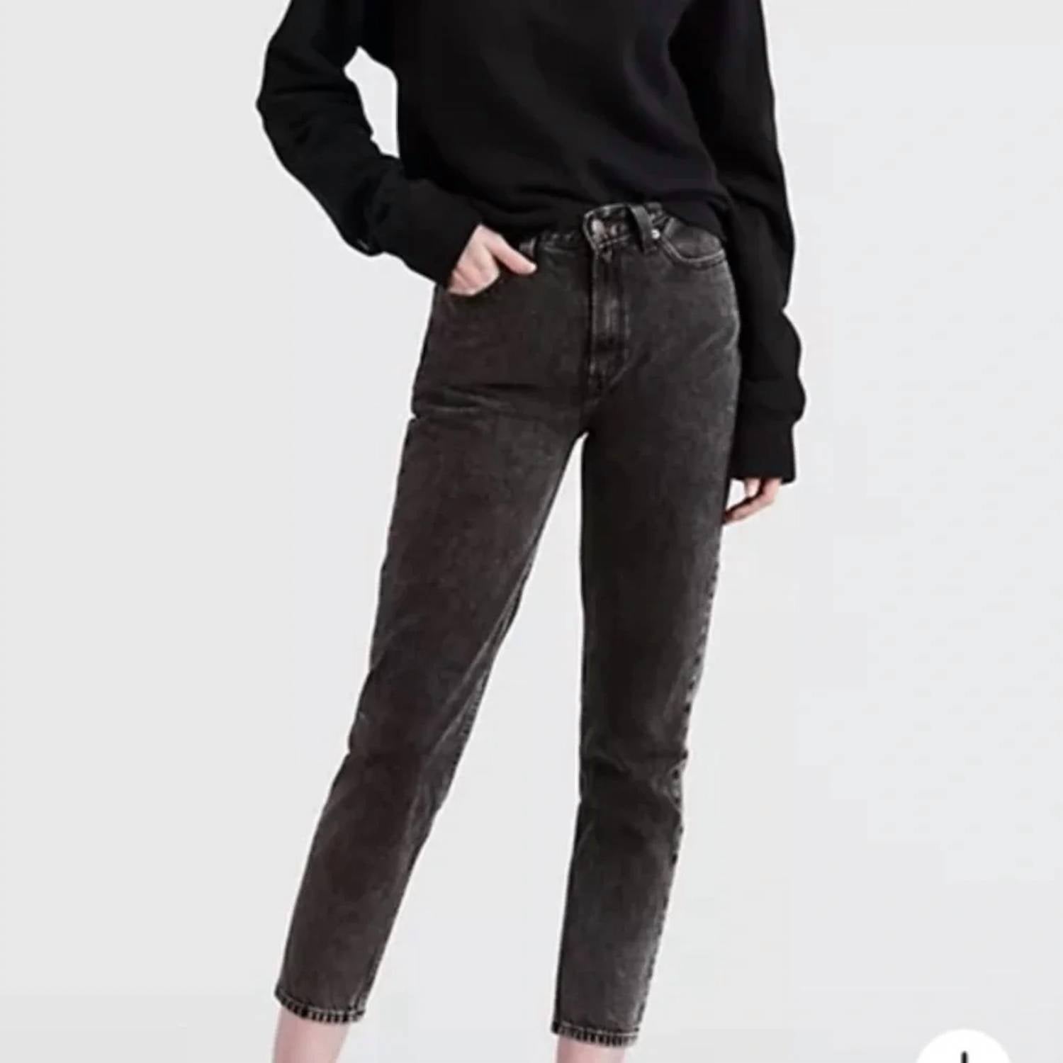 Levi'S - Women's Premium Mom Jeans