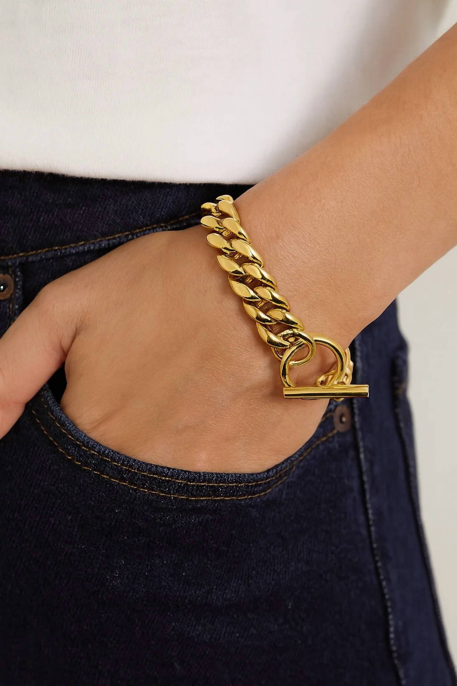 Eklexic - Women's Tara Toggle Bracelet