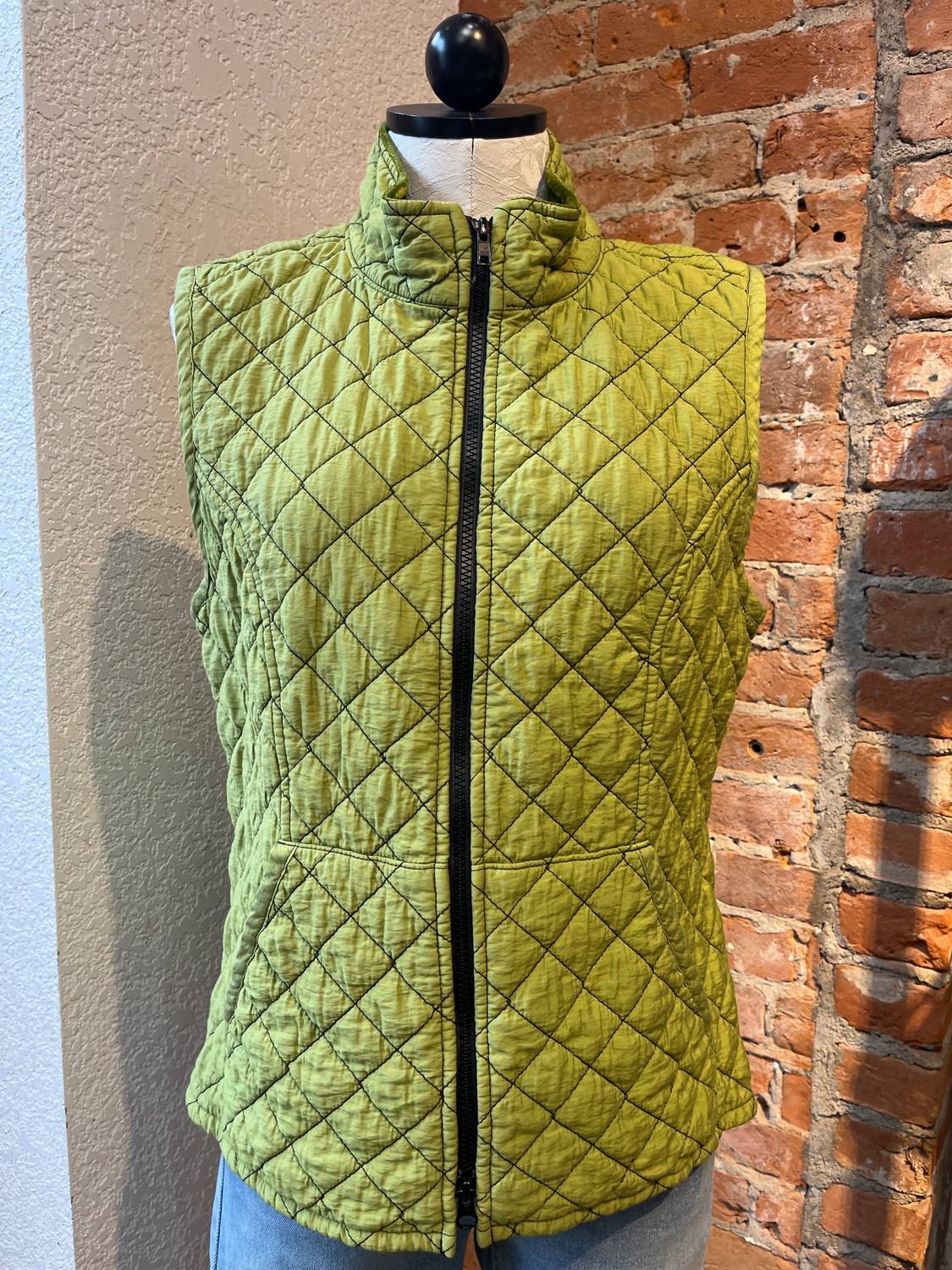 Cut Loose - Women's Quilted Vest