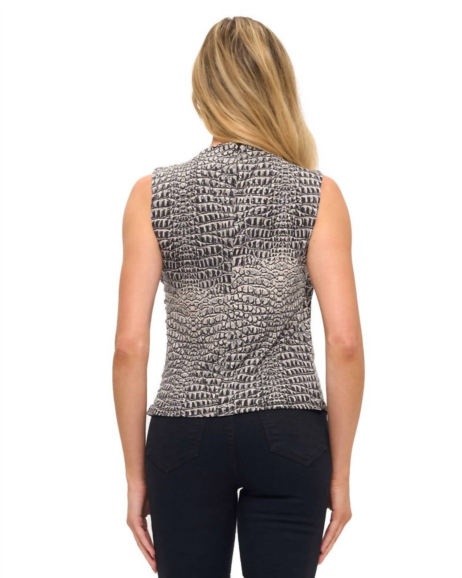 Ariella - Sequin Ruched Detail Top