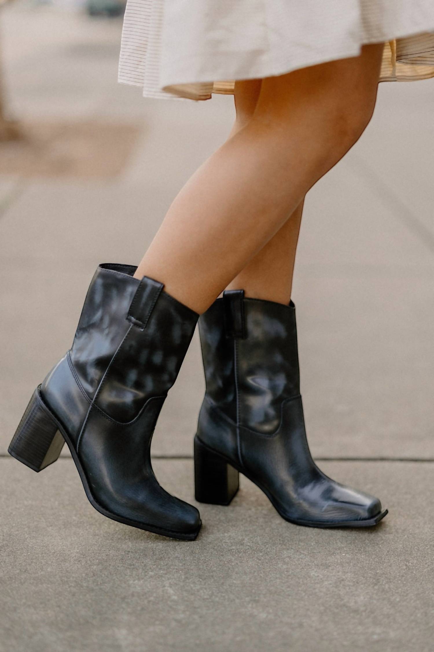Matisse - Women's Dane Square Toe Boot