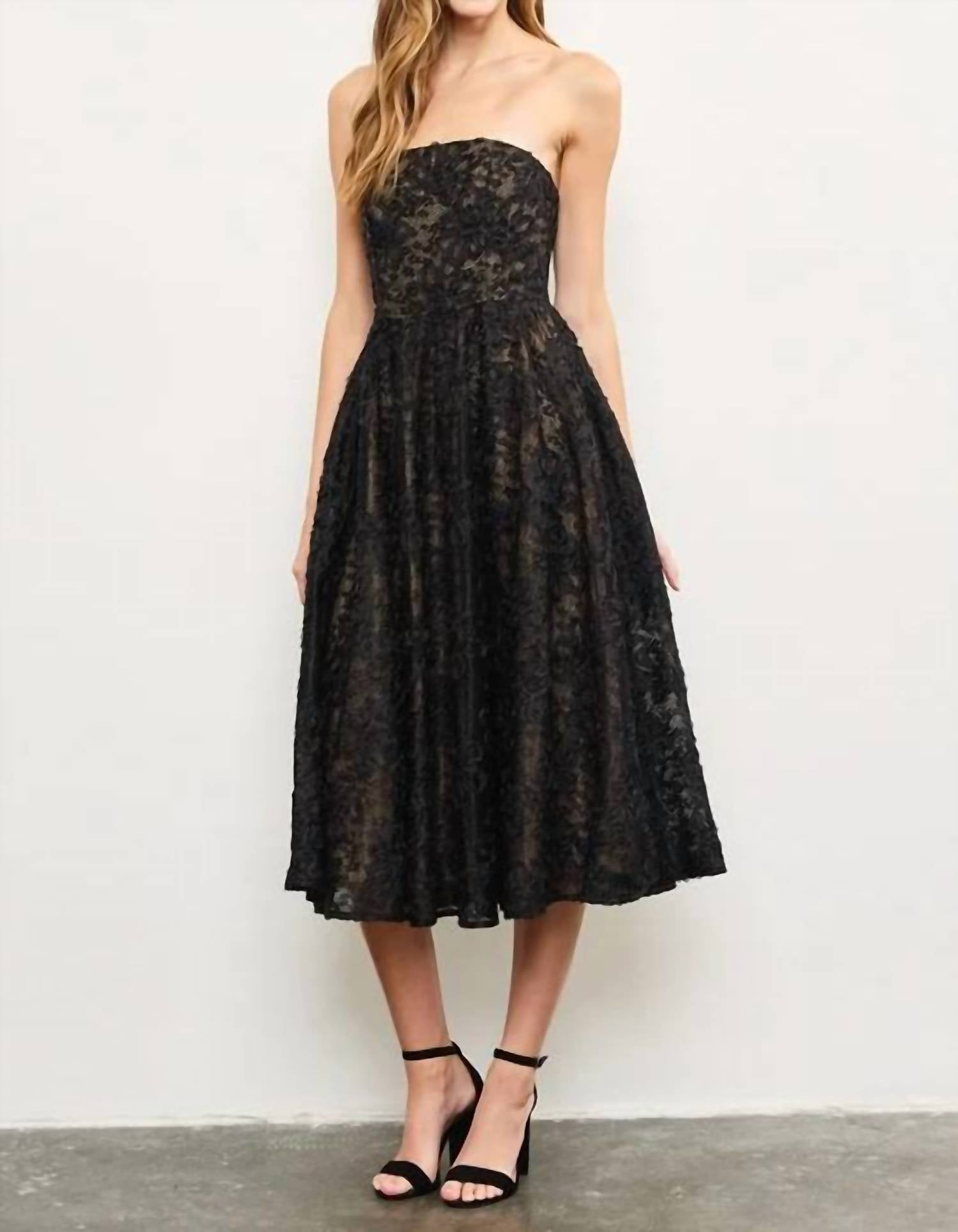 Mustard Seed - Strapless Overlay Lace Midi Dress