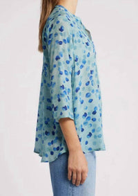 Apny - V-neck With Tassel Blouse